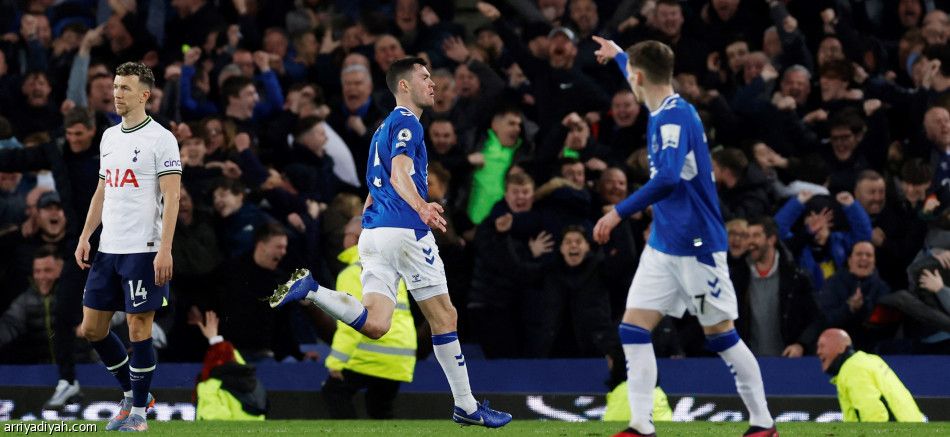 بتعادل إيفرتون.. توتنهام يقفز إلى «الرابع»