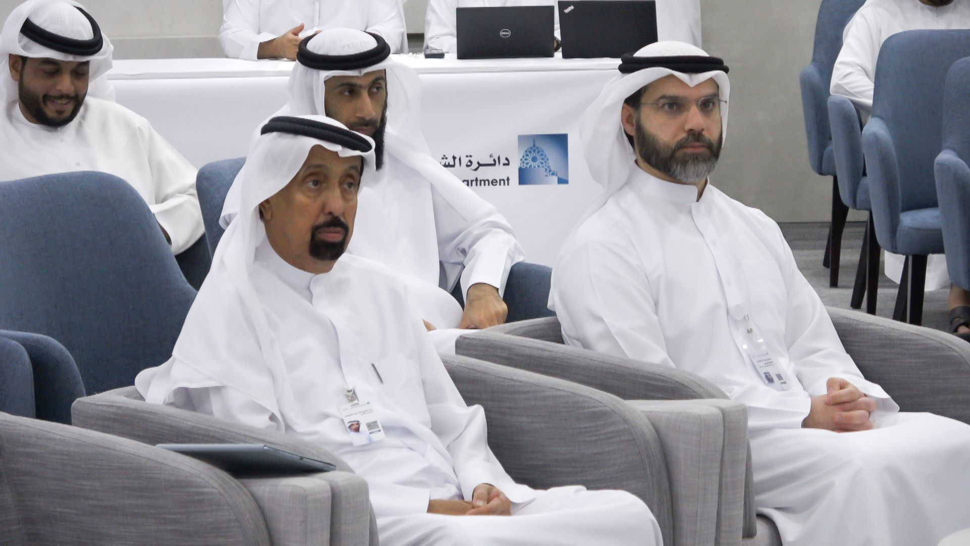 "إسلامية دبي" تطلق مسابقة "الموظف الحافظ"