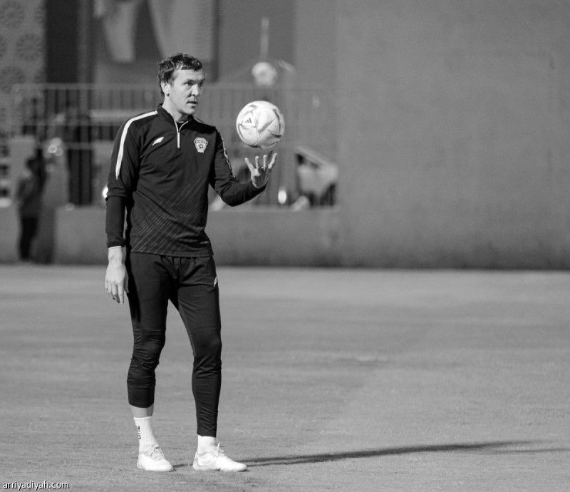 ستويكوفيتش.. عميد دوري روشن