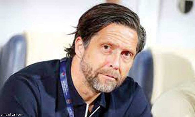 كومانس يلعب بقائمة التعاون