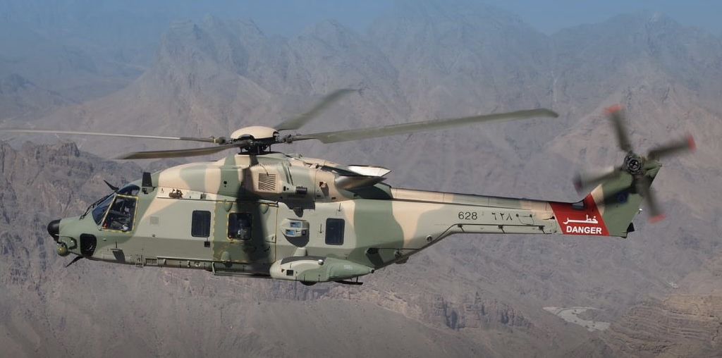 سلاح الجو السلطاني العُماني ينفذ عملية إخلاء طبي