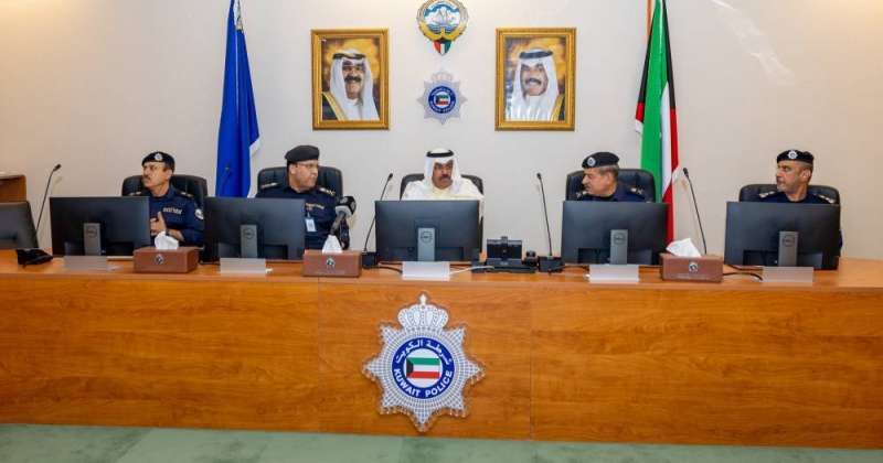 رئيس الوزراء يطلع على استعدادات «الداخلية» و«الإطفاء» للتعامل مع الأمطار