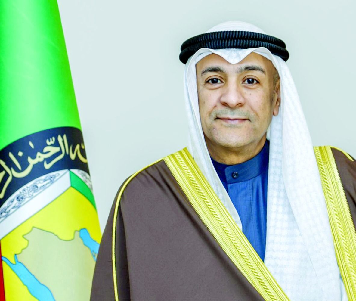 أمين عام «التعاون» يرحب بعودة العلاقات بين قطر والبحرين