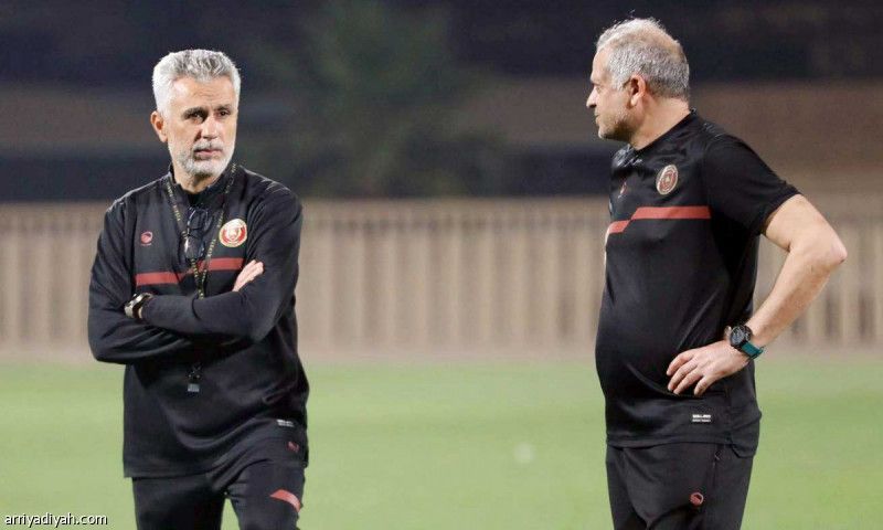 القادسية يجدد الثقة في المدرب