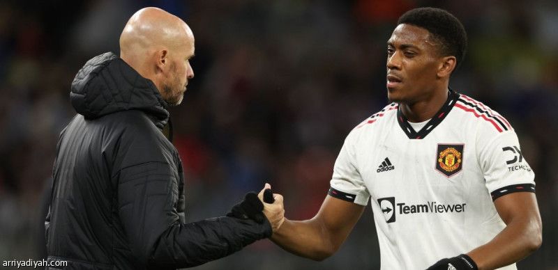 تين هاج يصف مارسيال بـ«متعدد المهارات»