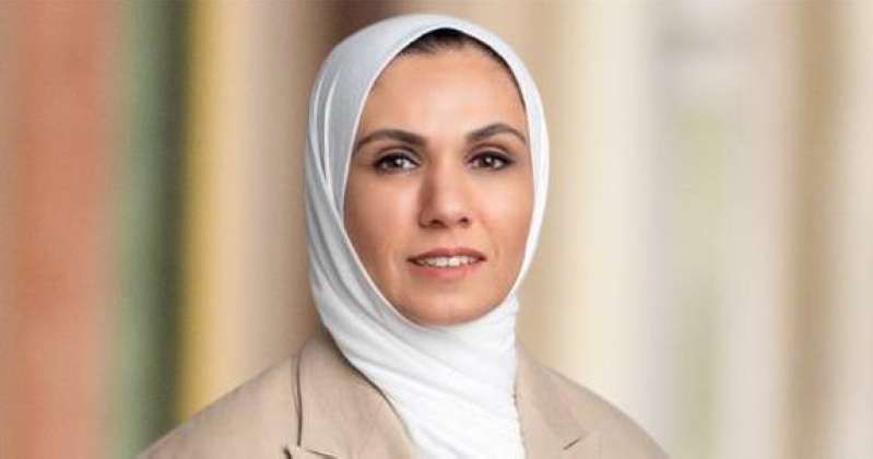 وزير الشؤون الاجتماعية وزيرة الدولة لشؤون المرأة والطفولة مي البغلي