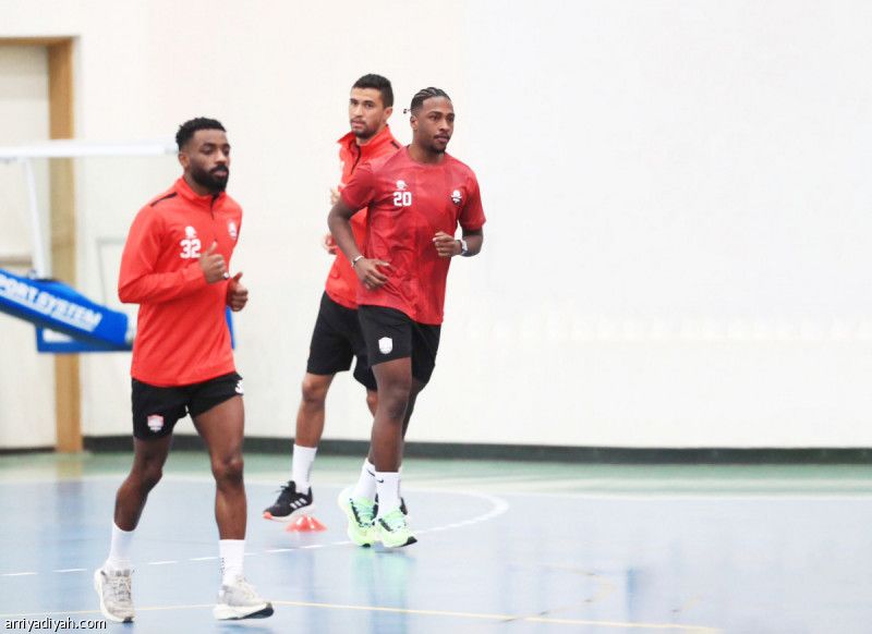 الأمطار تغيّر مخطط الرائد