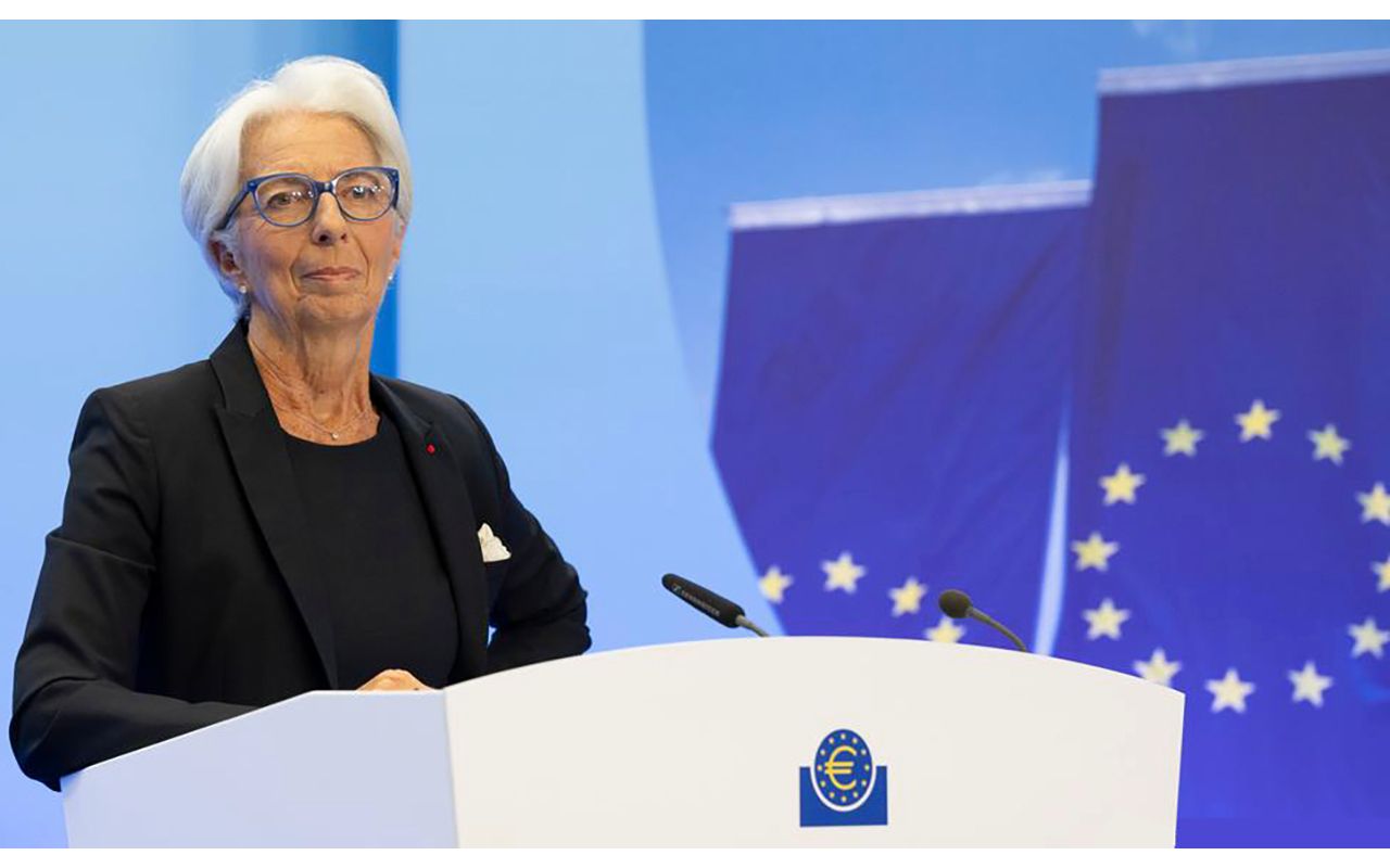 لاجارد: لا أتوقع عجز أمريكا عن سداد ديونها