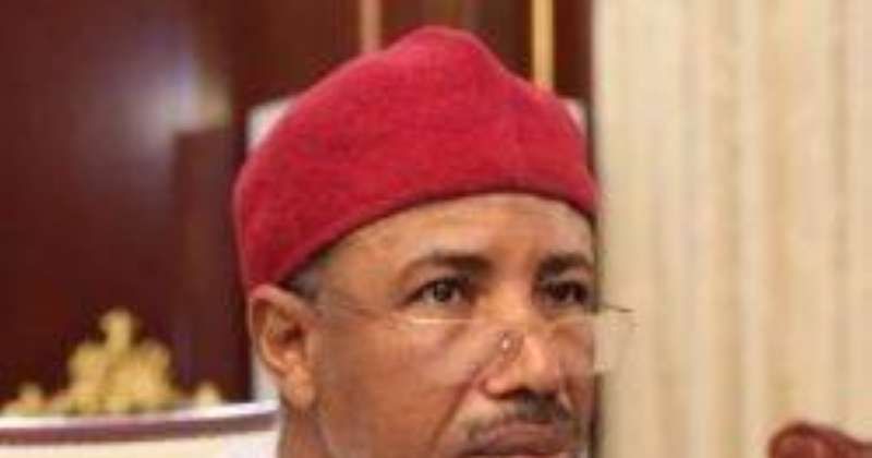 وزير الصحة التشادي يشيد بقافلة نماء الخيرية