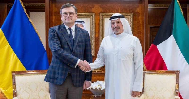 سالم العبدالله لـ كوليبا: ندعم المساعي الدولية لحل سلمي للأزمة الأوكرانية