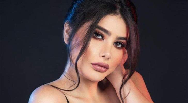 أنجي خوري ترقص مرتدية “بيبي دول” شفاف وتقول: ما معقول قدي انا حلوة