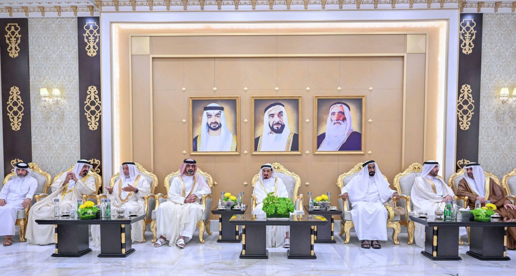 حاكم عجمان وولي عهده يستقبلان المهنئين بعيد الفطر المبارك