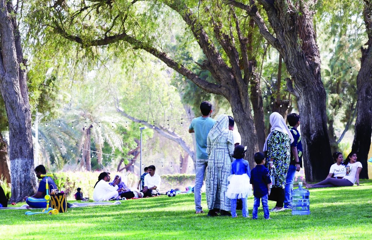 حدائق وشواطئ دبي تحتضن فرحة العائلات في العيد
