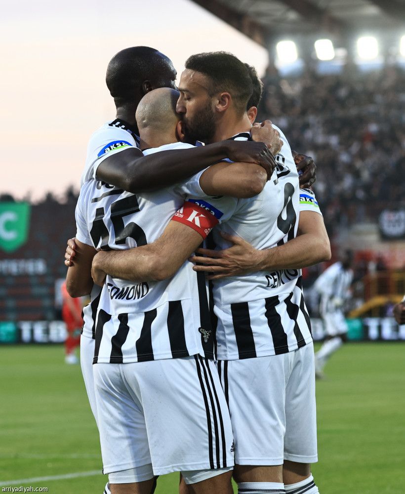 أبو بكر يقرب بشكتاش من الصدارة