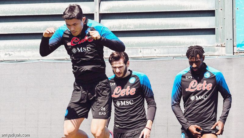 نابولي.. خطوة جديدة