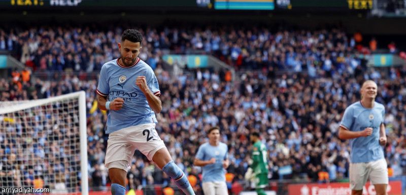 «هاتريك» محرز يقود السيتي إلى نهائي الكأس