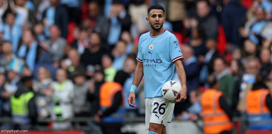 «هاتريك» محرز يقود السيتي إلى نهائي الكأس