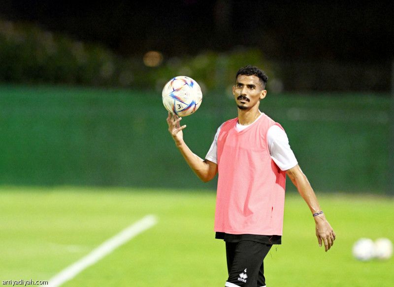 الوحدة.. سييرا يرسم مخطط الأصفر