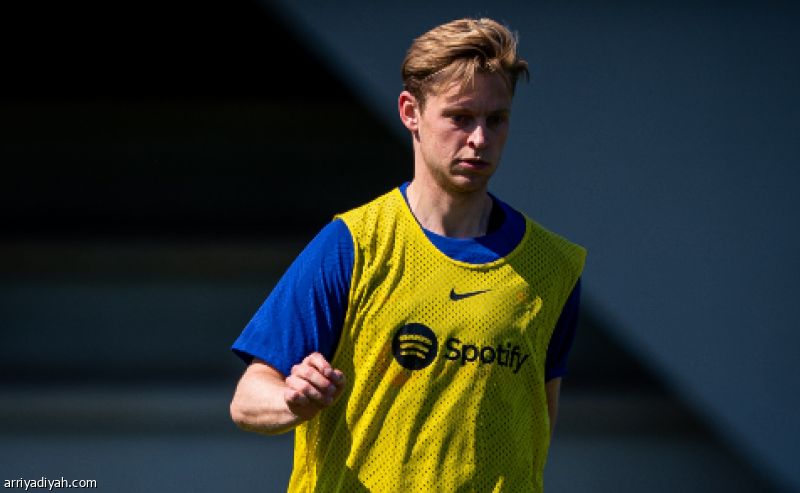 برشلونة يستعيد بيدري ودي يونج