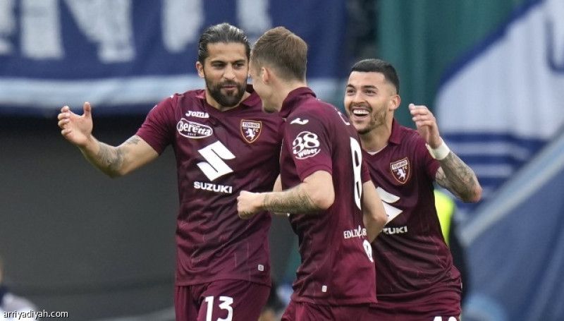 تورينو يعطل لاتسيو. ويقدم هدية إلى يوفنتوس