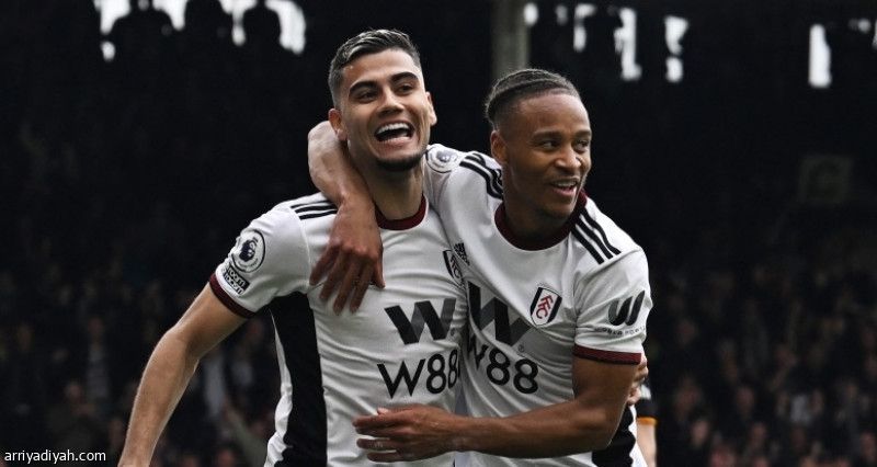 فولهام يضاعف معاناة ليدز بثنائية