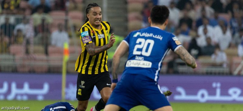 كوستا: خسرنا بـ«حظ» الهلال