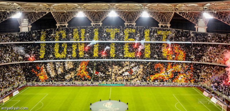 أنصار الاتحاد والهلال.. 7 ساعات انتظار