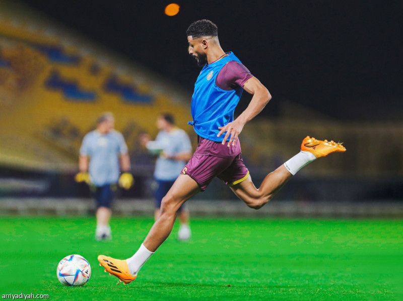 يحيى والعمري خارج التشكيل