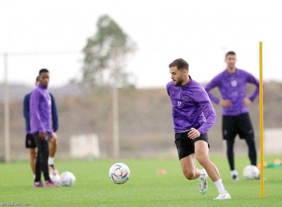 اليوم.. أبها يتدرب في حائل