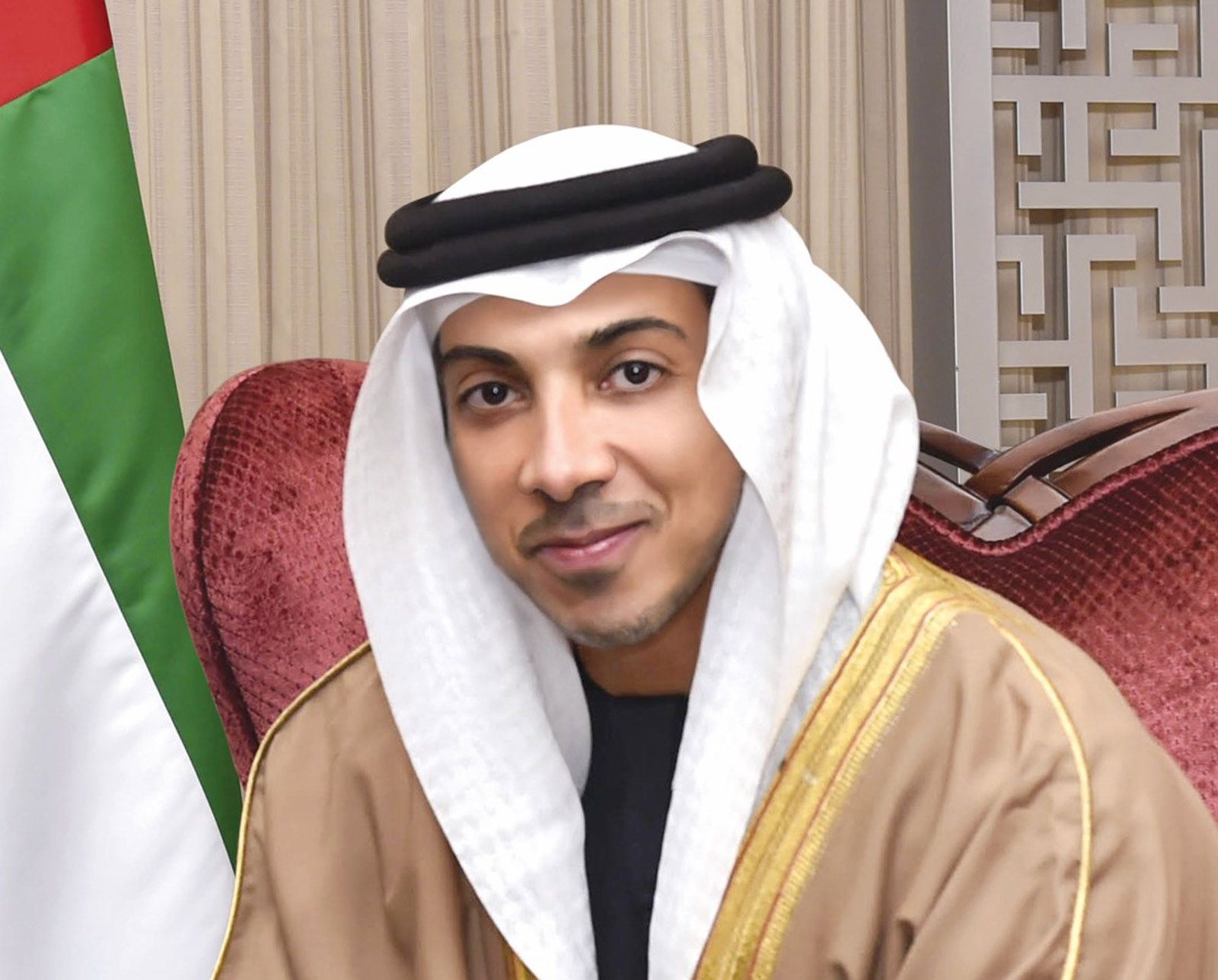 منصور بن زايد يصدر قراراً باعتماد 71 نشاطاً اقتصادياً لممارستها في الأراضي الزراعية