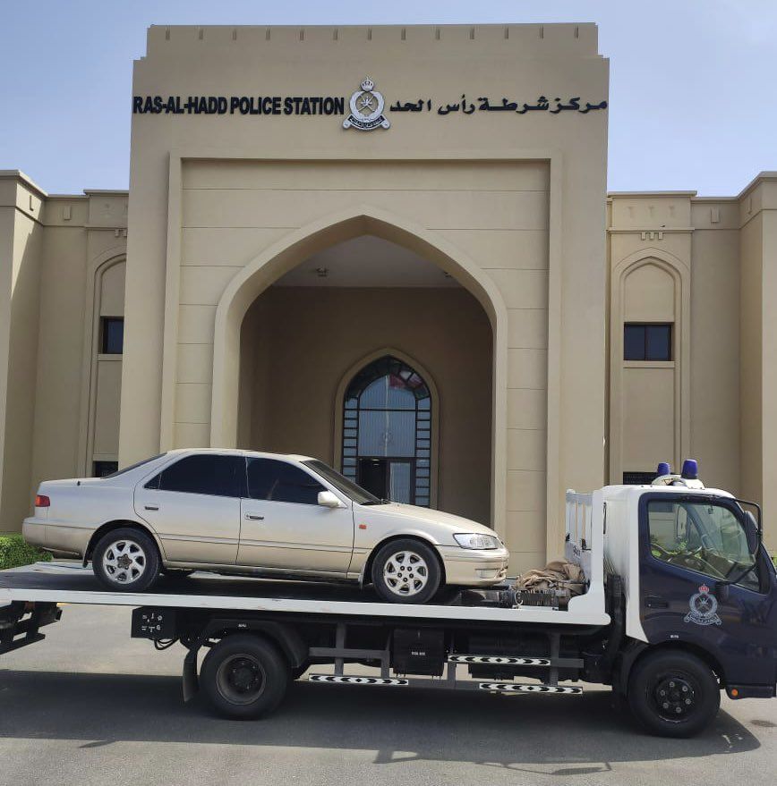 بعد تداول ڤيديو لطفل يسوق مركبة .. الشرطة تتخذ الإجراءات القانونية ضد والده