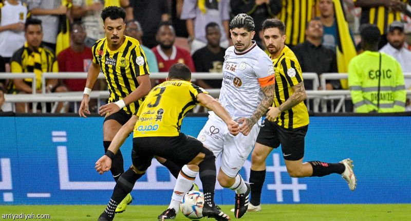 4 مباريات تمنح الاتحاد اللقب