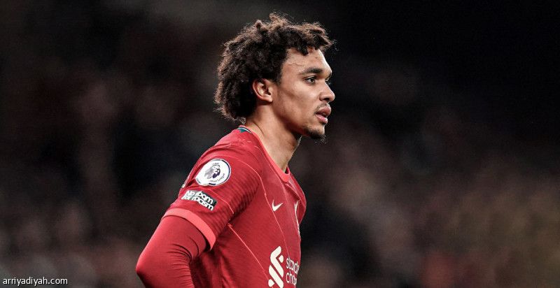 أرنولد: موسم ليفربول غريب