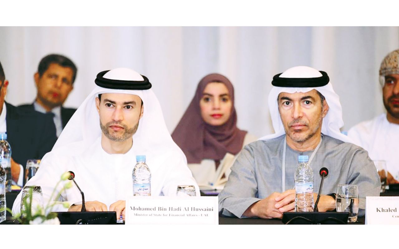 الإمارات تبحث الحلول المبتكرة في قضايا تمويل المناخ