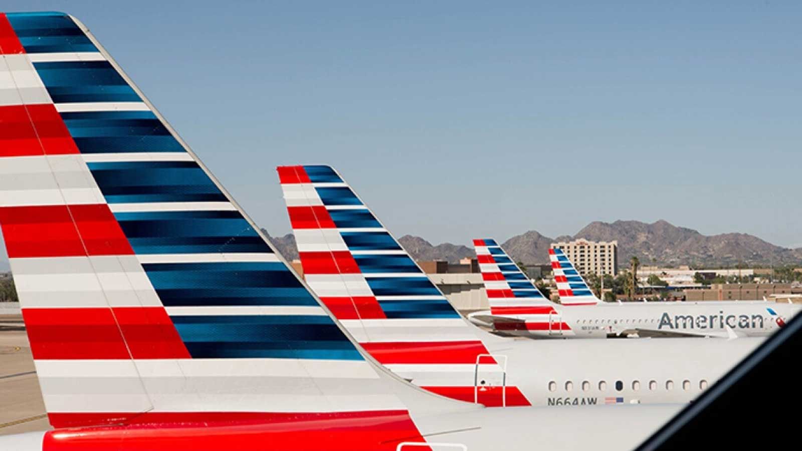 طيارو «أمريكان إيرلاينز» يصوّتون لصالح الإضراب عن العمل