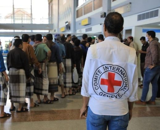 الحكومة تجدد التزامها المُضي في تصفير السجون وفقا لقاعدة الكل مقابل الكل