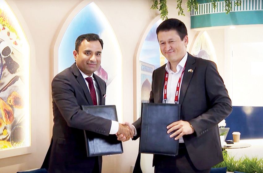 السفير الأوزبكي: سوق السفر بدبي أهم المعارض العالمية في قطاع السياحة