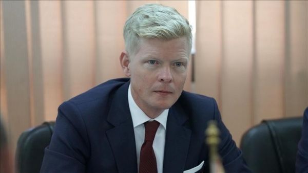 "غروندبرغ" يدعو الأطراف اليمنية إلى اتخاذ "خطوات جريئة" لإنهاء الصراع