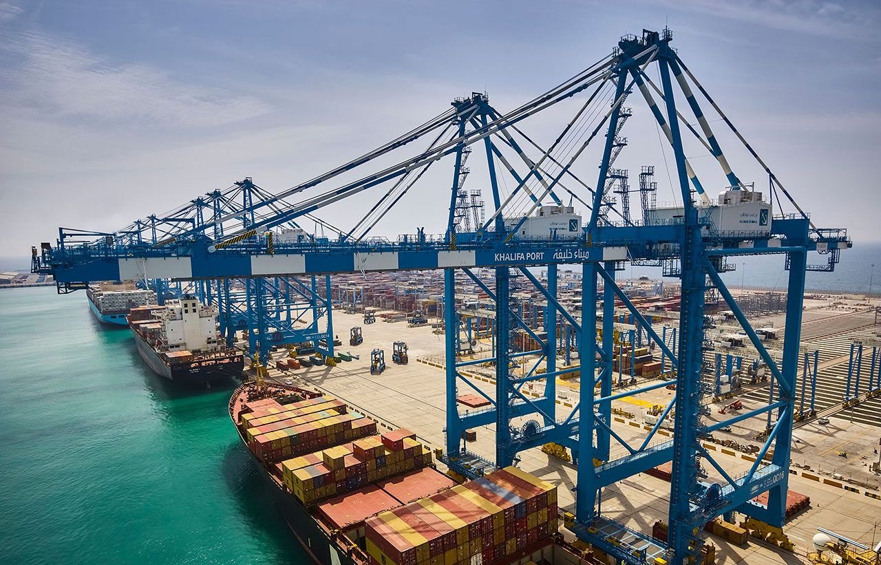 "موانئ أبوظبي" تعلن عن توسعة إضافية لميناء خليفة