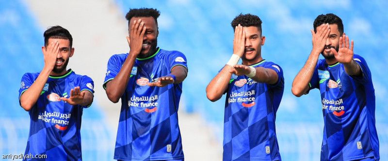 «الرديف».. الفتح يستعرض برباعية الشباب