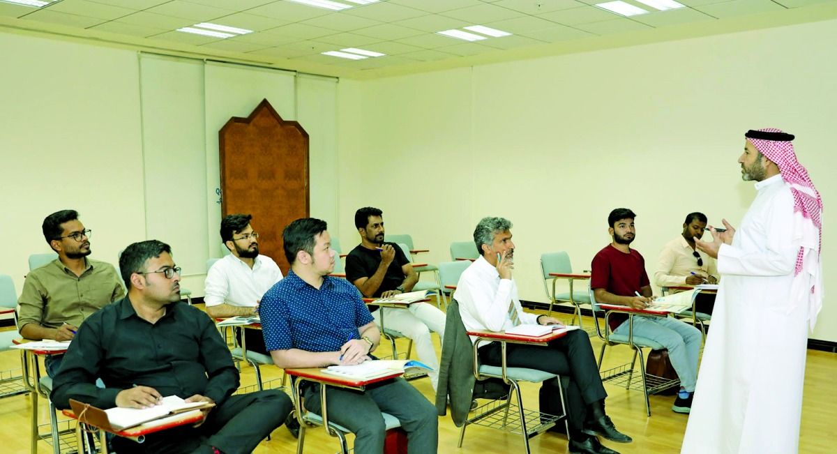 انطلاق الدورة المكثفة لتعليم «العربية» للجاليات