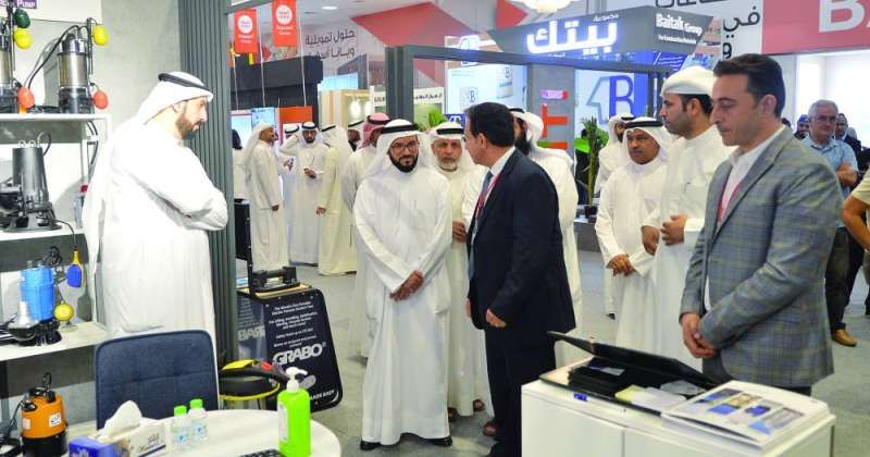 «السكنية» تُسلّم 17797 مواطناً شهادات قسائمهم في 9 ضواحٍ بـ «المطلاع»