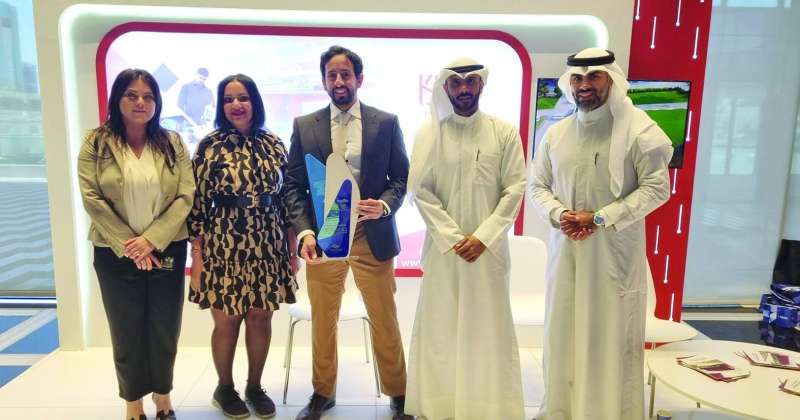 كلية الكويت للعلوم والتكنولوجيا شاركت بمعرض «seniors expo»