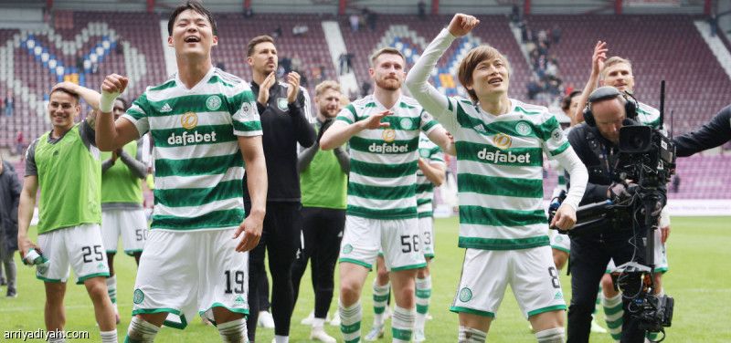 سلتيك يحتفظ باللقب