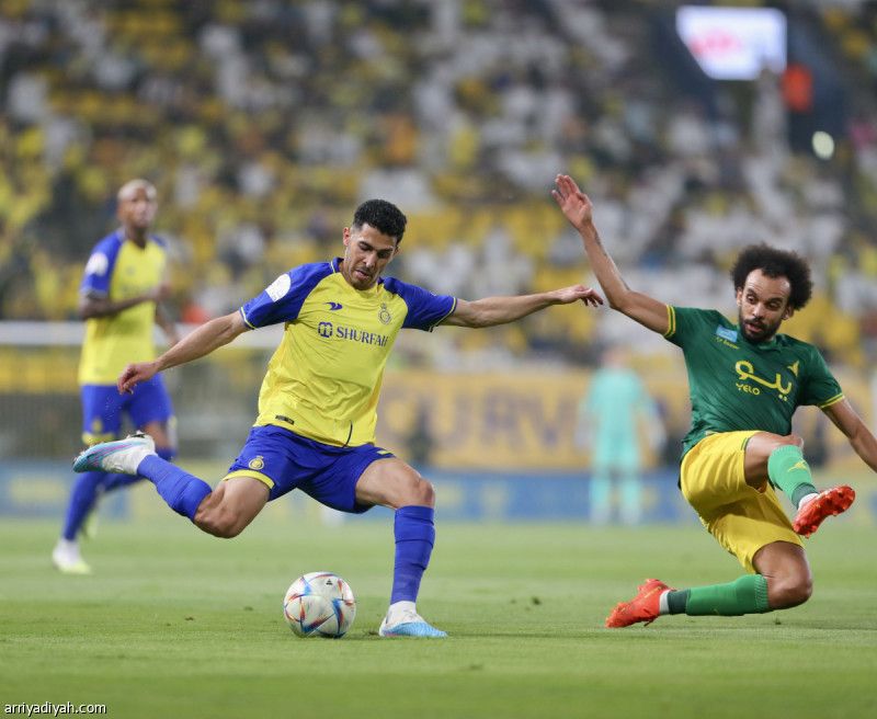 النصر يتعثر بالتعادل مع الخليج