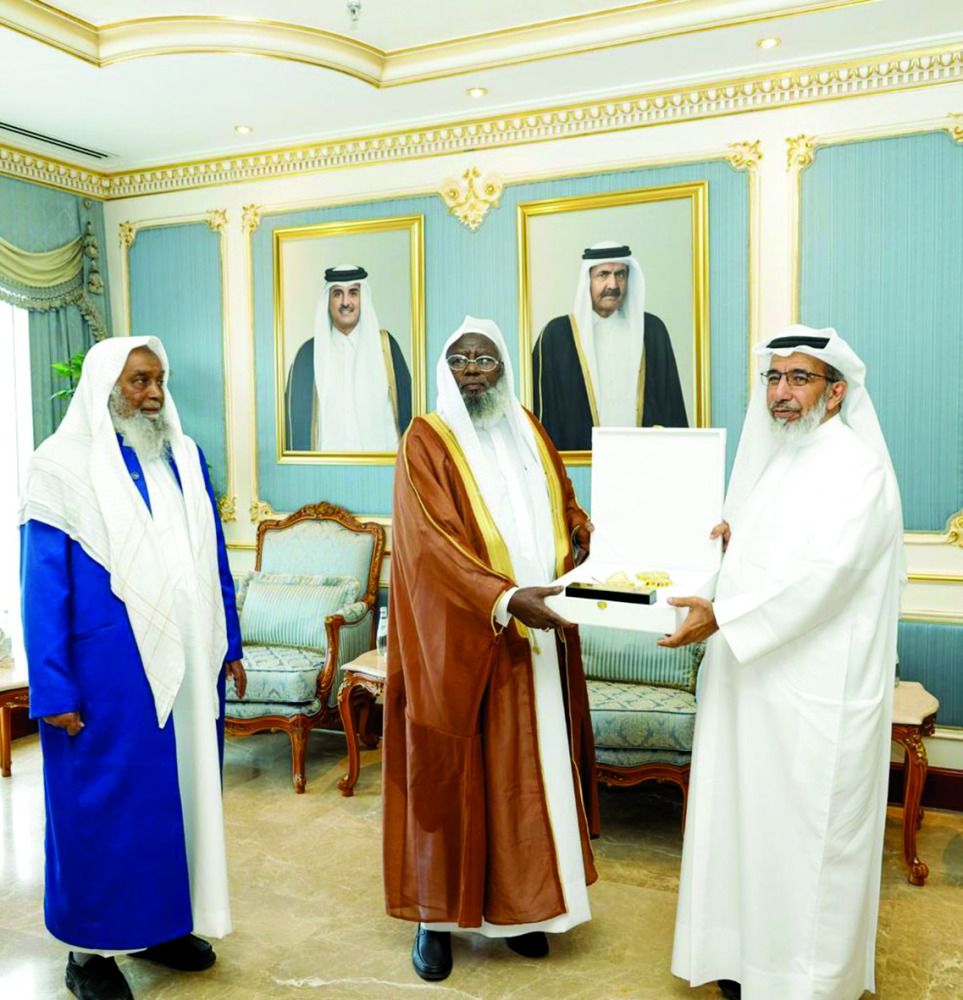 «الغانم» يناقش التعاون مع رئيس مجلس الشؤون الإسلامية بأثيوبيا