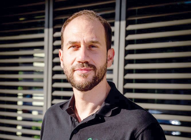 دليفركت تستحوذ على شات فود لدعم منصات طلبات الطعام