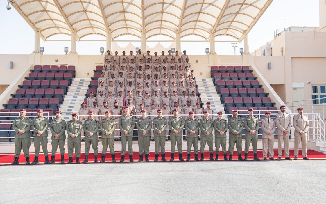 الحرس الأميري يحتفل بتخريج دورة المستجدين التأسيسية