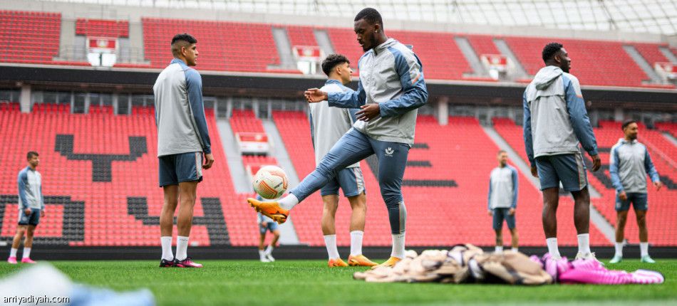 رولفس يُرجح بقاء ألونسو