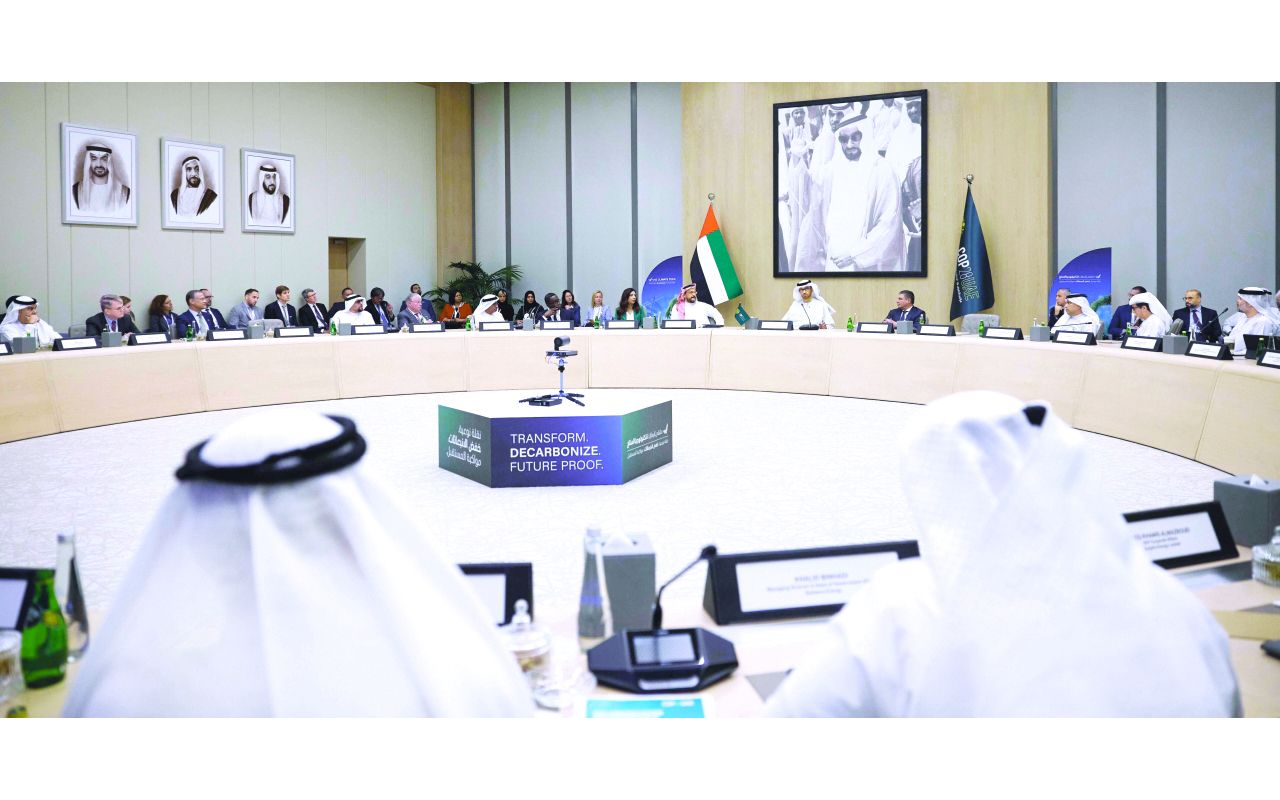 سلطان الجابر يدعو إلى دعم مسارات خفض الانبعاثات